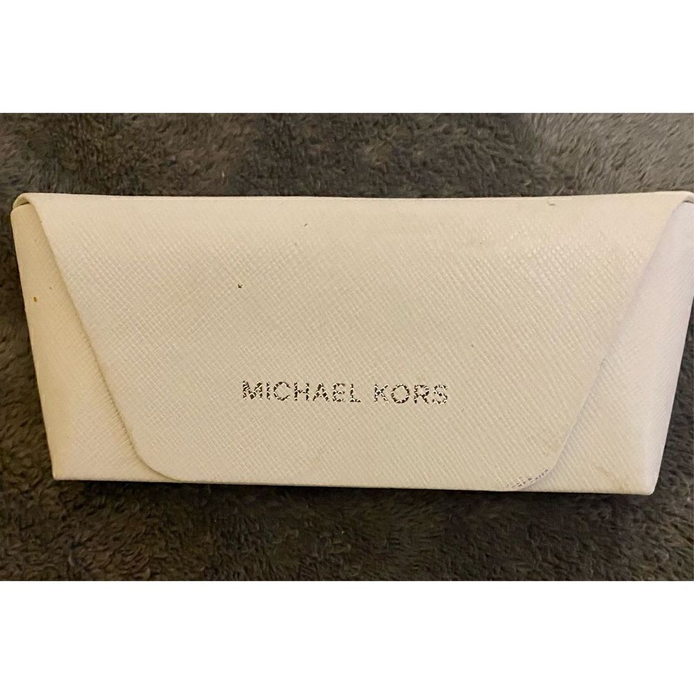 Micheal kors sunglasses case